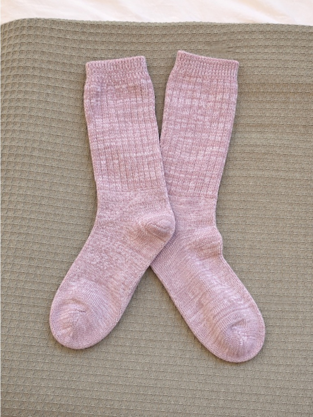 UGG pink cozy crew socks (S/M) - Picture 2 of 5
